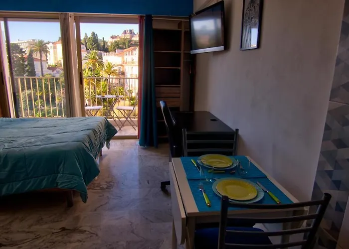3 Starsstudio54 23 Ave Laugier100m Plages Mistral Tatil Evi
